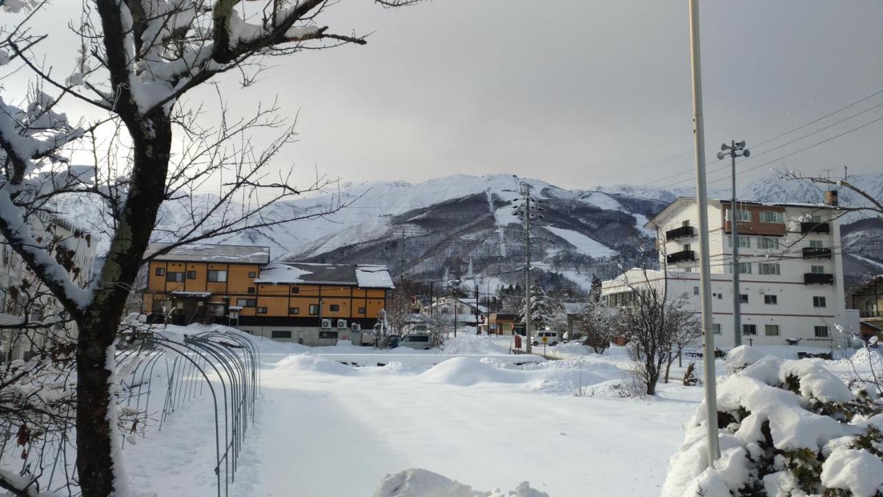 Petit Hotel P-Bow Hakuba Exterior foto